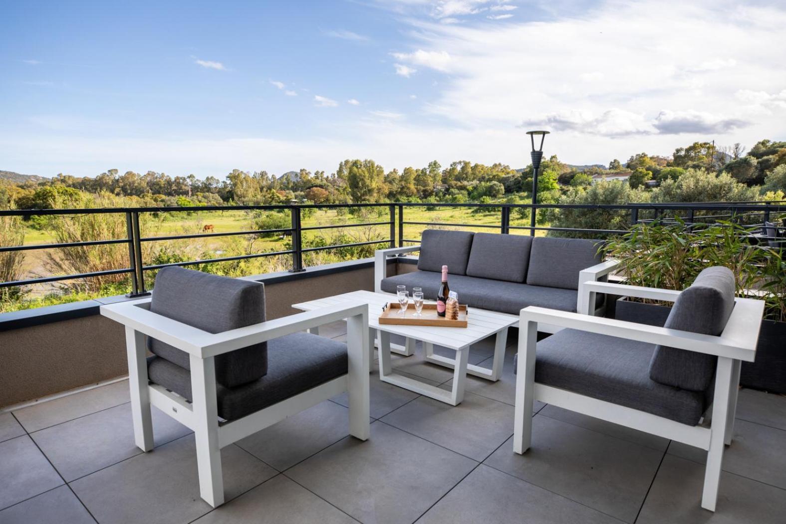 La Cle Terrasse, Proche Port,centre, Parking,clim Appartement *